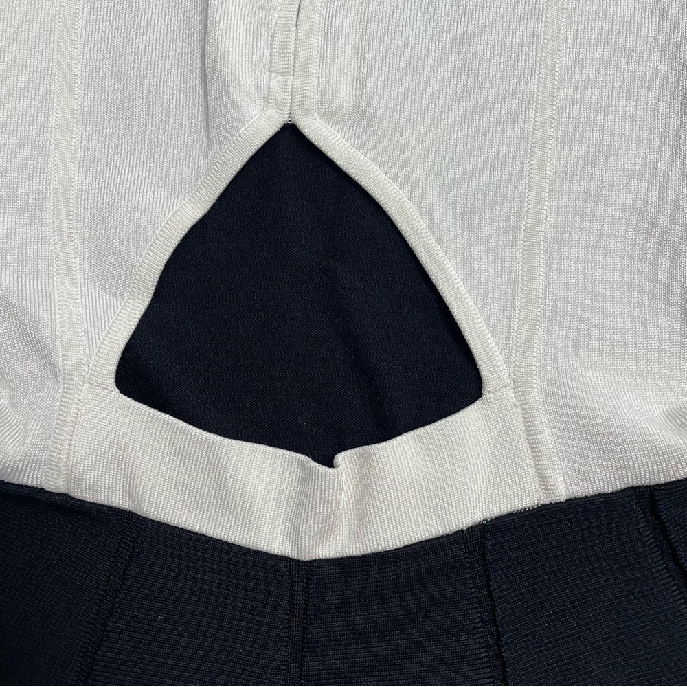 PARKER pleated swing dress - Picture 5 of 9